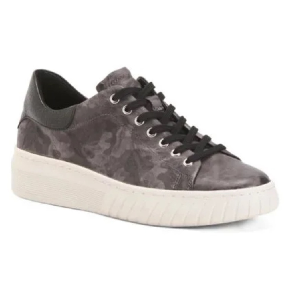 Sofft Black Camo Parkyn Leather Athletic Shoes